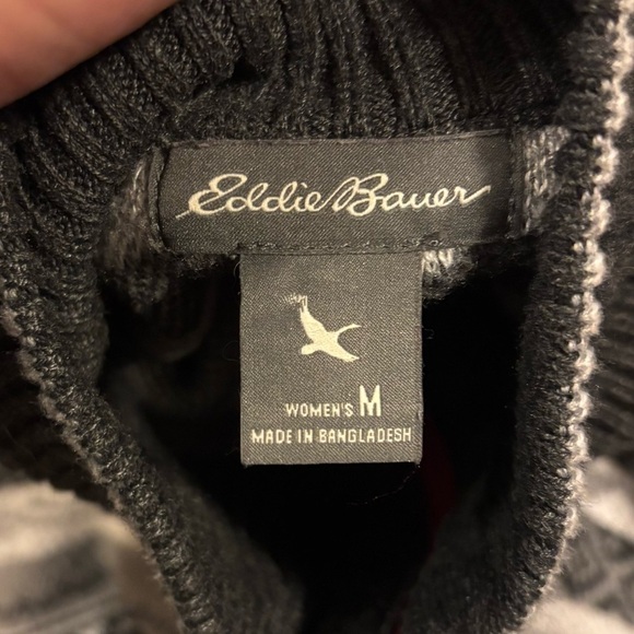 Eddie Bauer women’s 1/4 zip Fair Isle sweater sz M - Picture 3 of 4